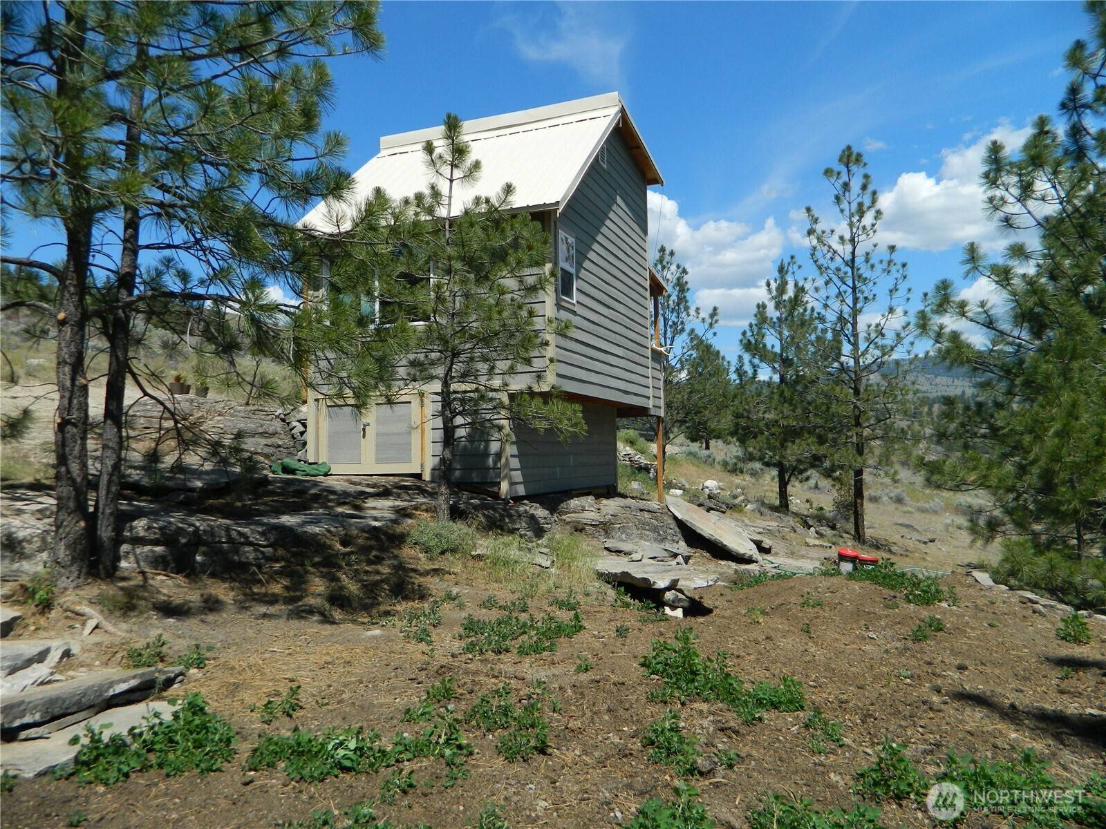 Tonasket, WA 98855,995 Highway 20