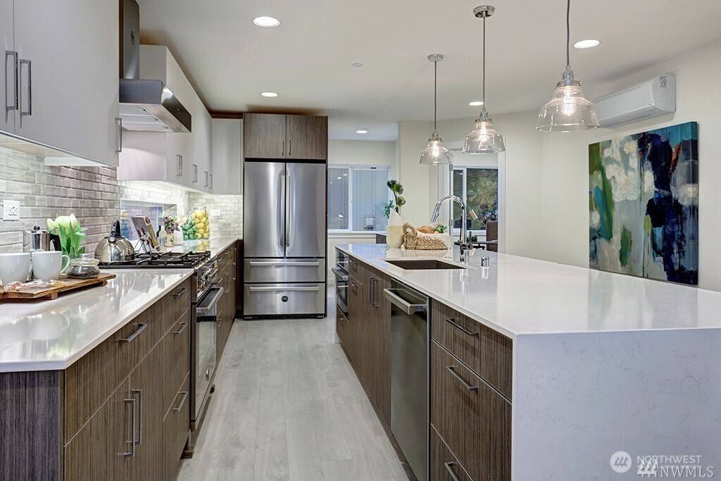 Kirkland, WA 98033,8707 116th AVE NE #A