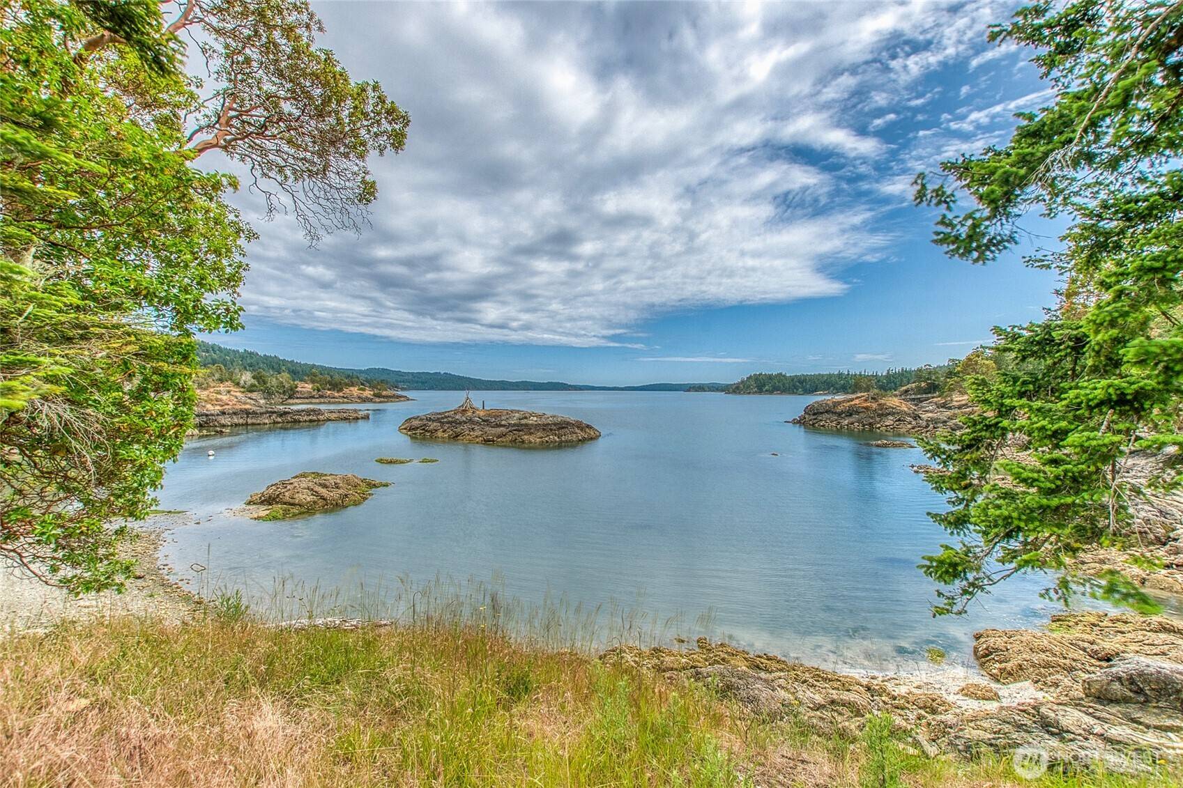 Orcas Island, WA 98243,3388 Deer Harbor RD