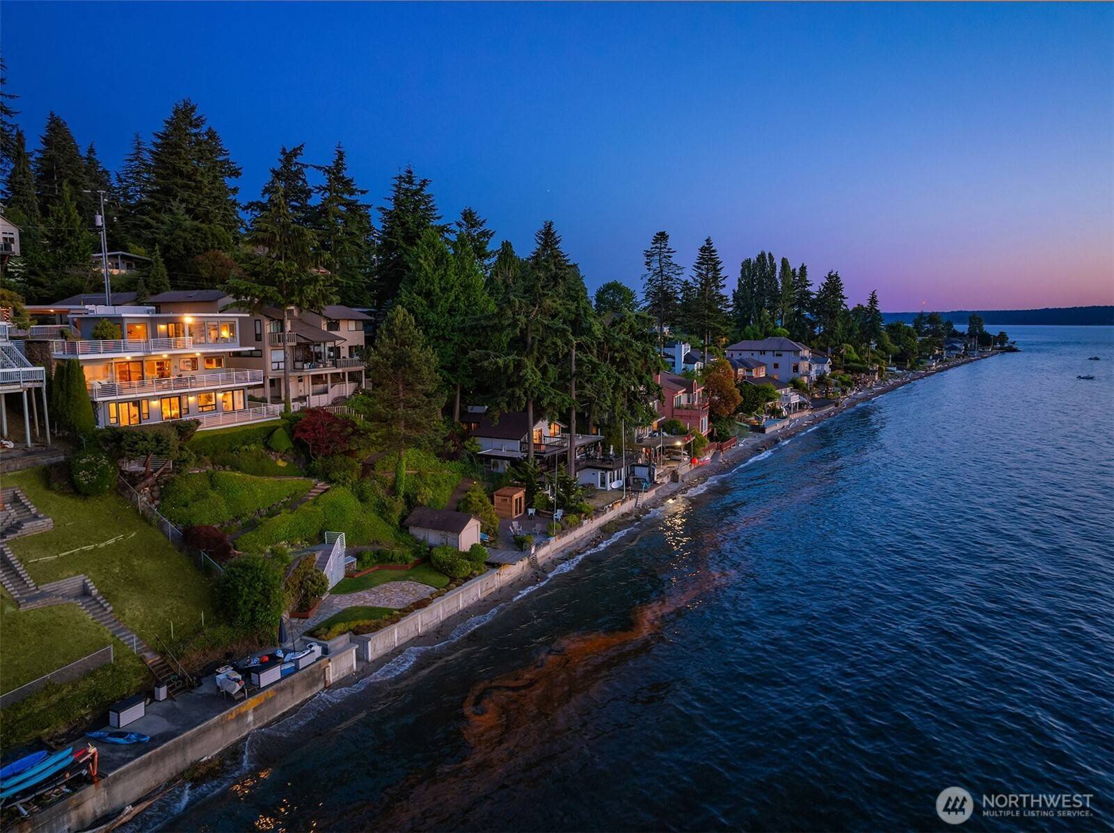 Burien, WA 98166,16733 Maplewild AVE SW