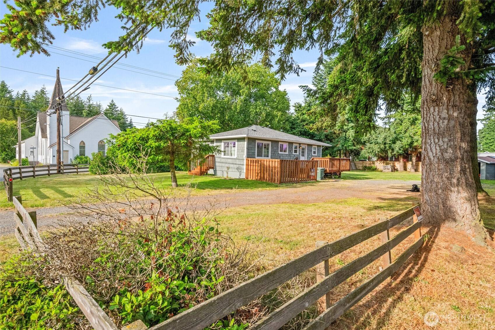 Custer, WA 98240,2991 Main ST