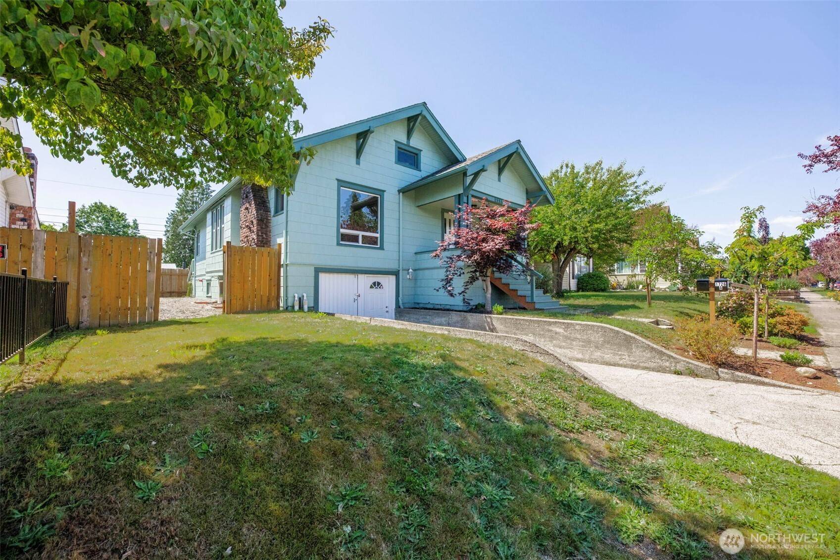 Everett, WA 98201,1726 Baker AVE