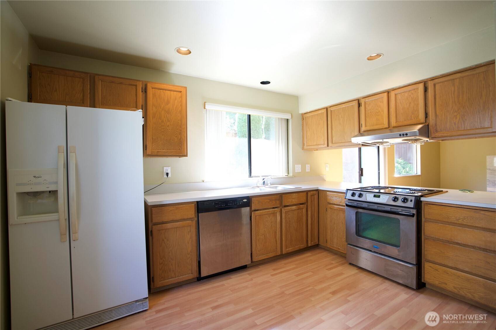 Bellevue, WA 98006,6142 115th PL SE