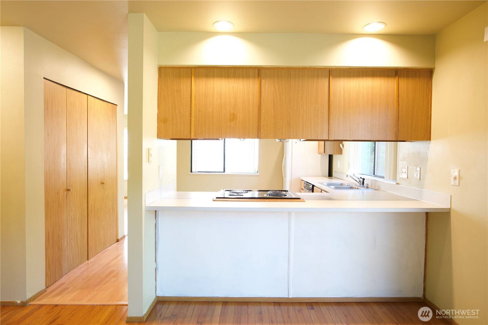 Bellevue, WA 98006,6142 115th PL SE