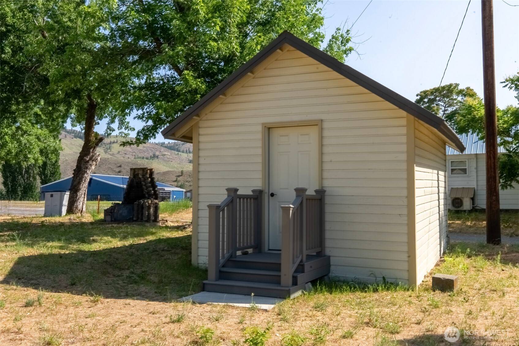 Tonasket, WA 98855,216 4th ST E