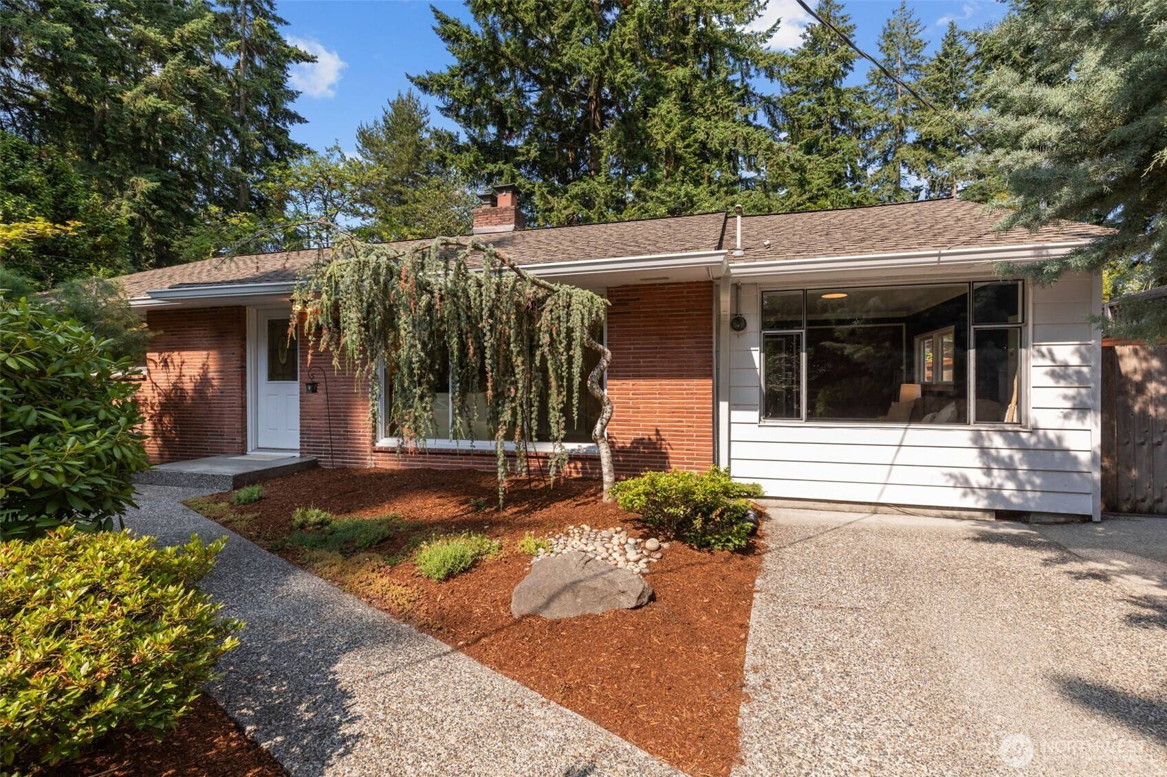 Seattle, WA 98125,13523 23rd PL NE