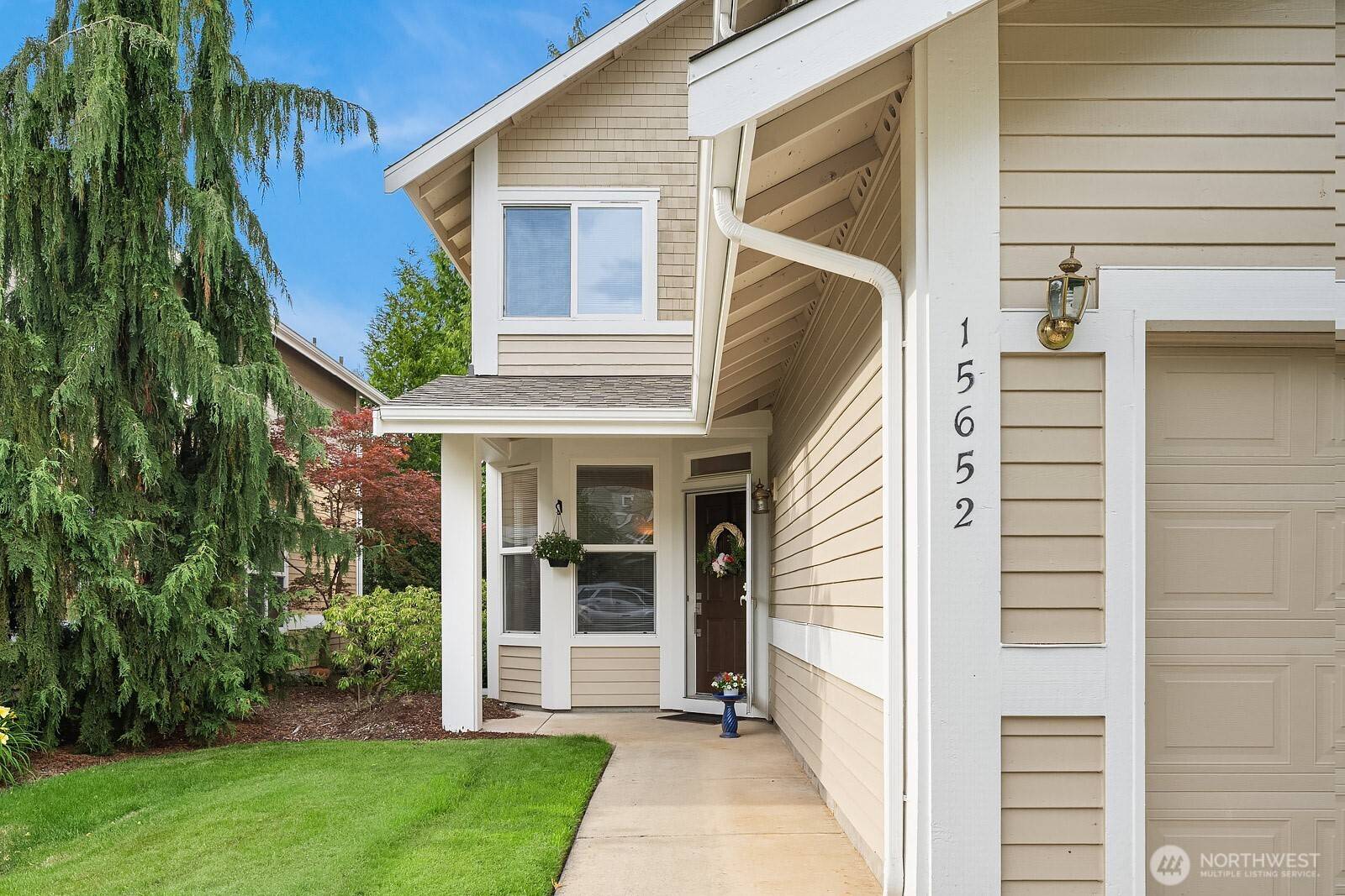 Redmond, WA 98052,15652 NE 93rd WAY #B-1601
