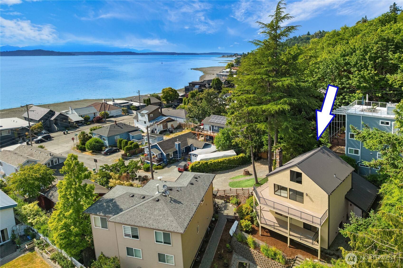Seattle, WA 98136,5305 SW Shore PL