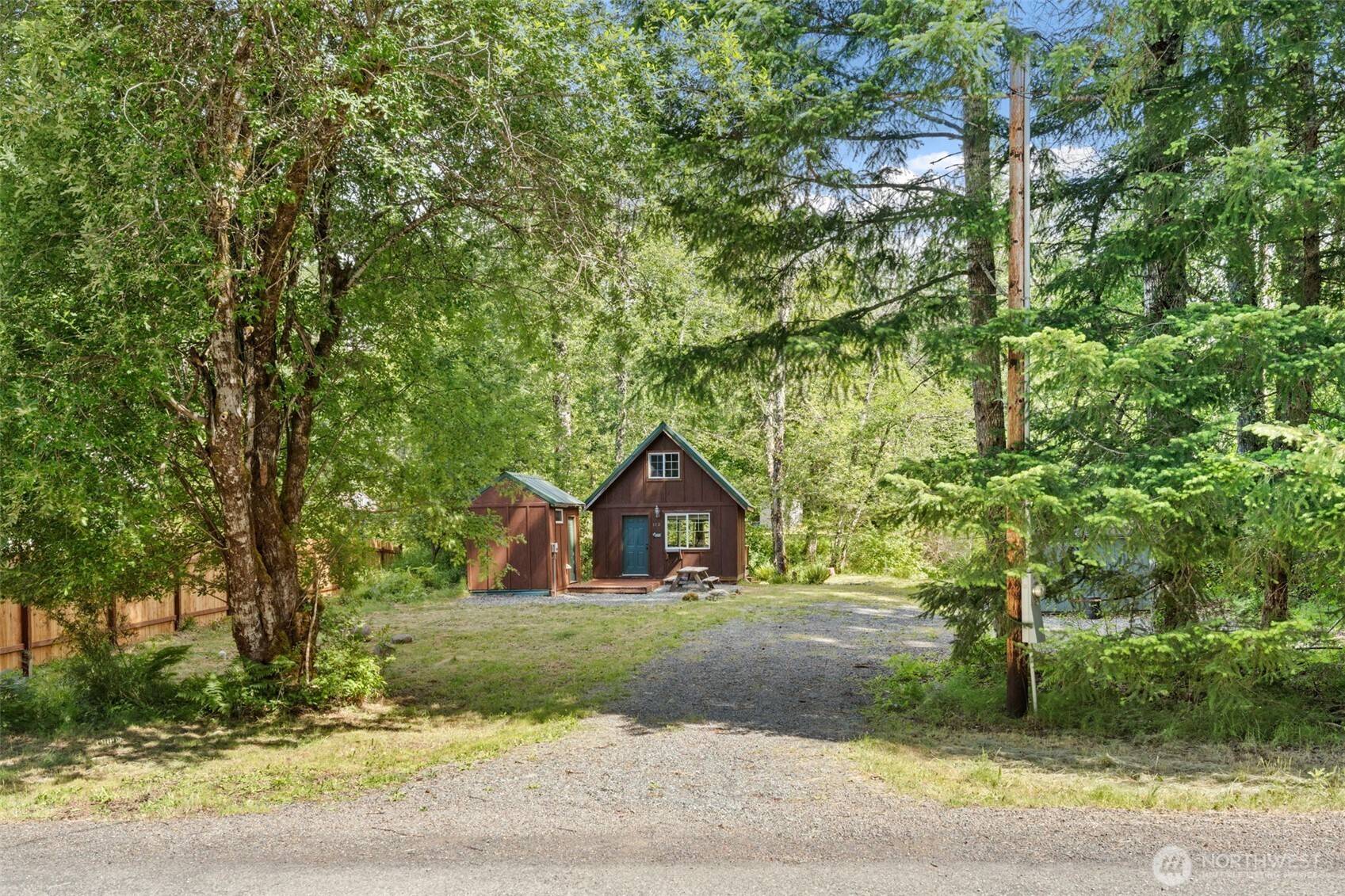 Ashford, WA 98304,112 Mountain View DR N