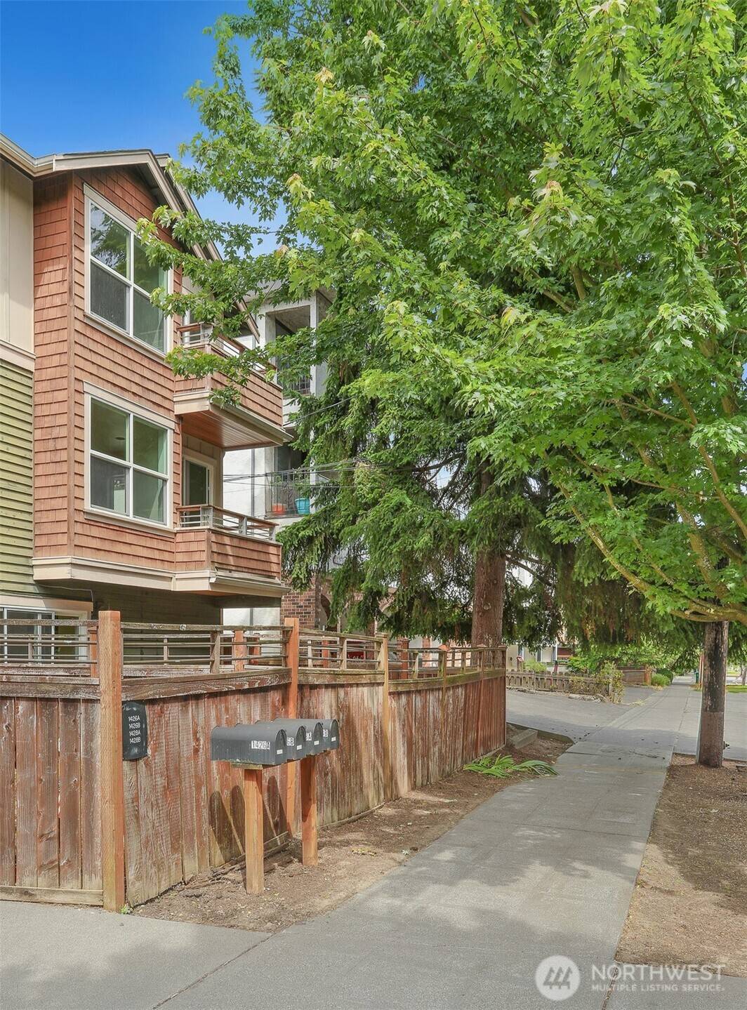 Seattle, WA 98107,1426 A NW 59th ST