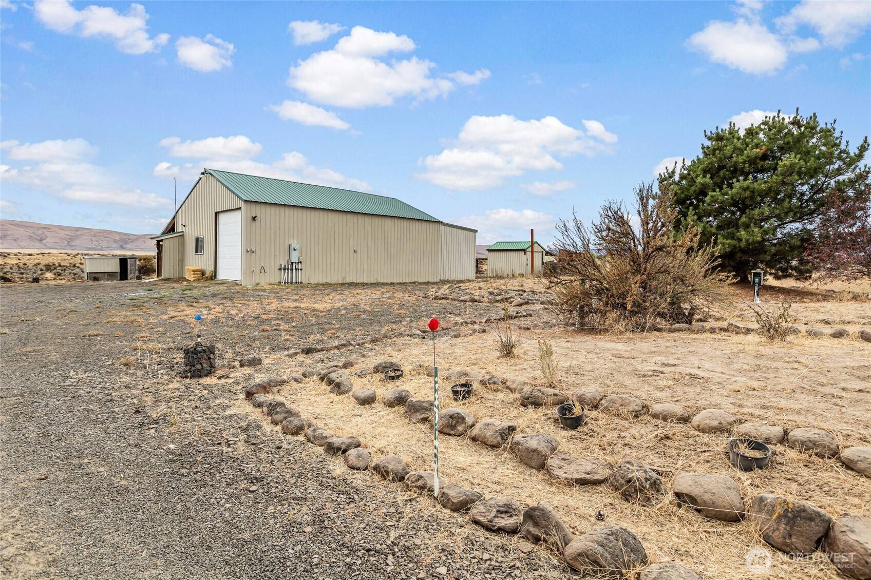 Yakima, WA 98908,550 Red Tail RD