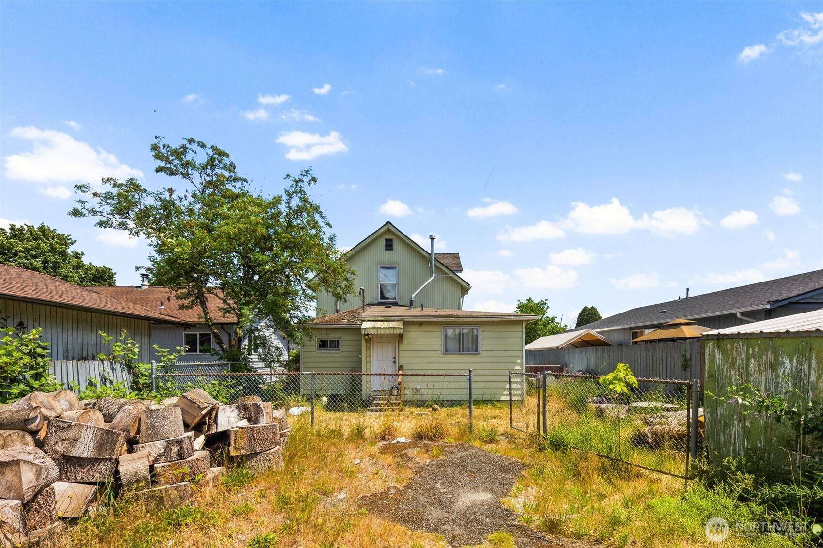 Tacoma, WA 98404,3570 E J ST