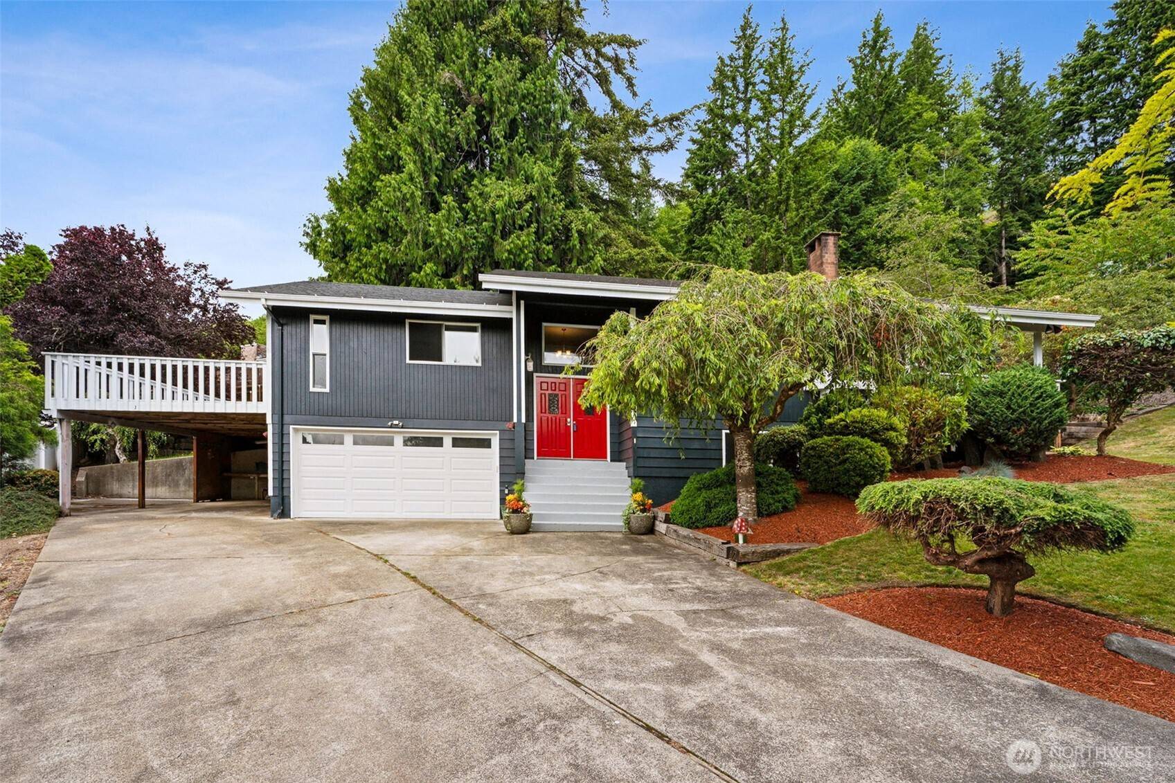 Montesano, WA 98563,933 N Stephenson