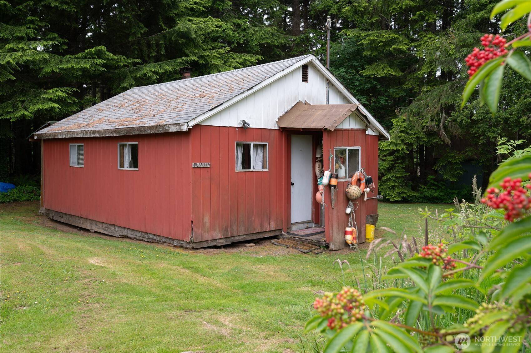 Copalis Beach, WA 98535,74 Elma ST