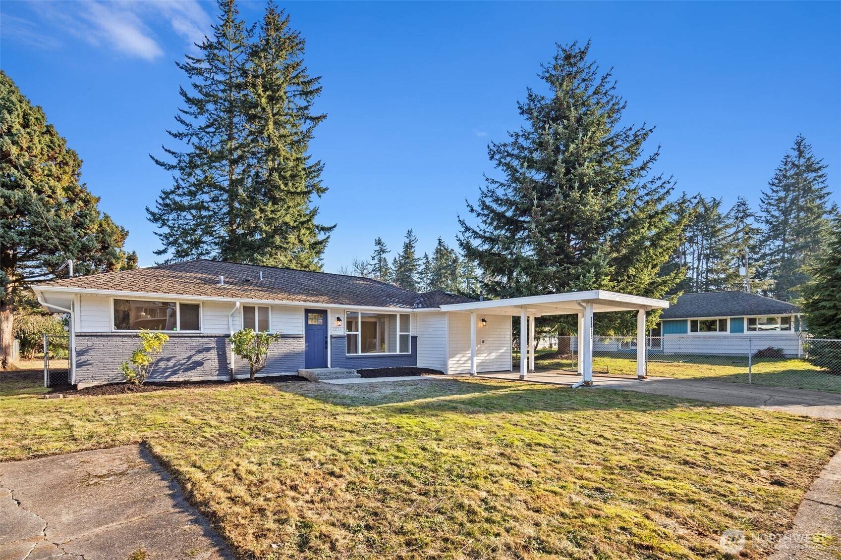 Shoreline, WA 98133,19212 Wallingford AVE N