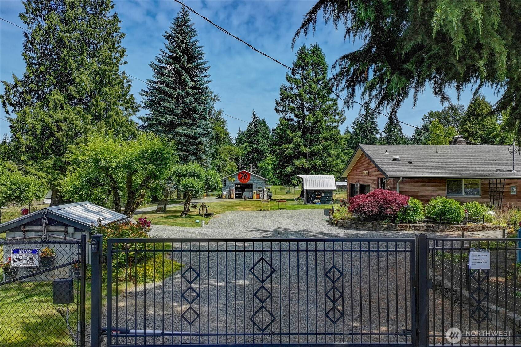 Tacoma, WA 98443,5409 Vickery AVE E
