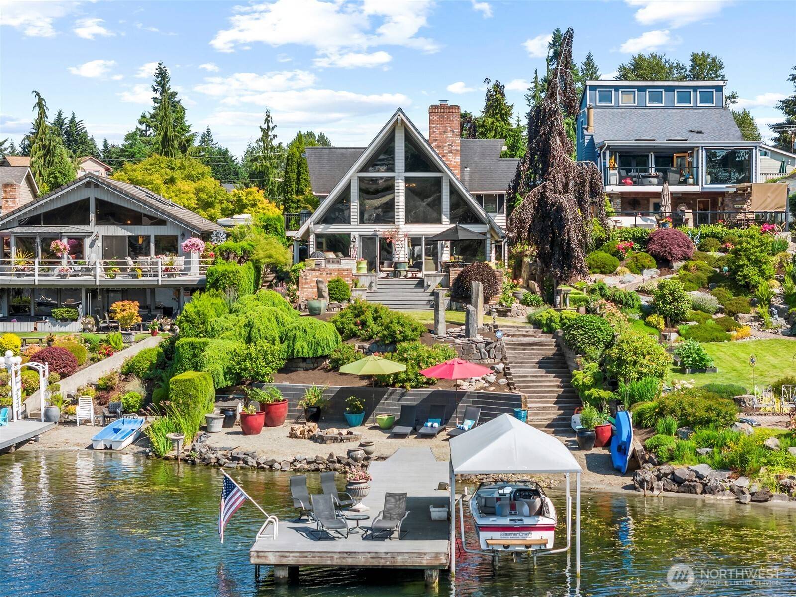 Lake Stevens, WA 98258,1504 E Lakeshore DR