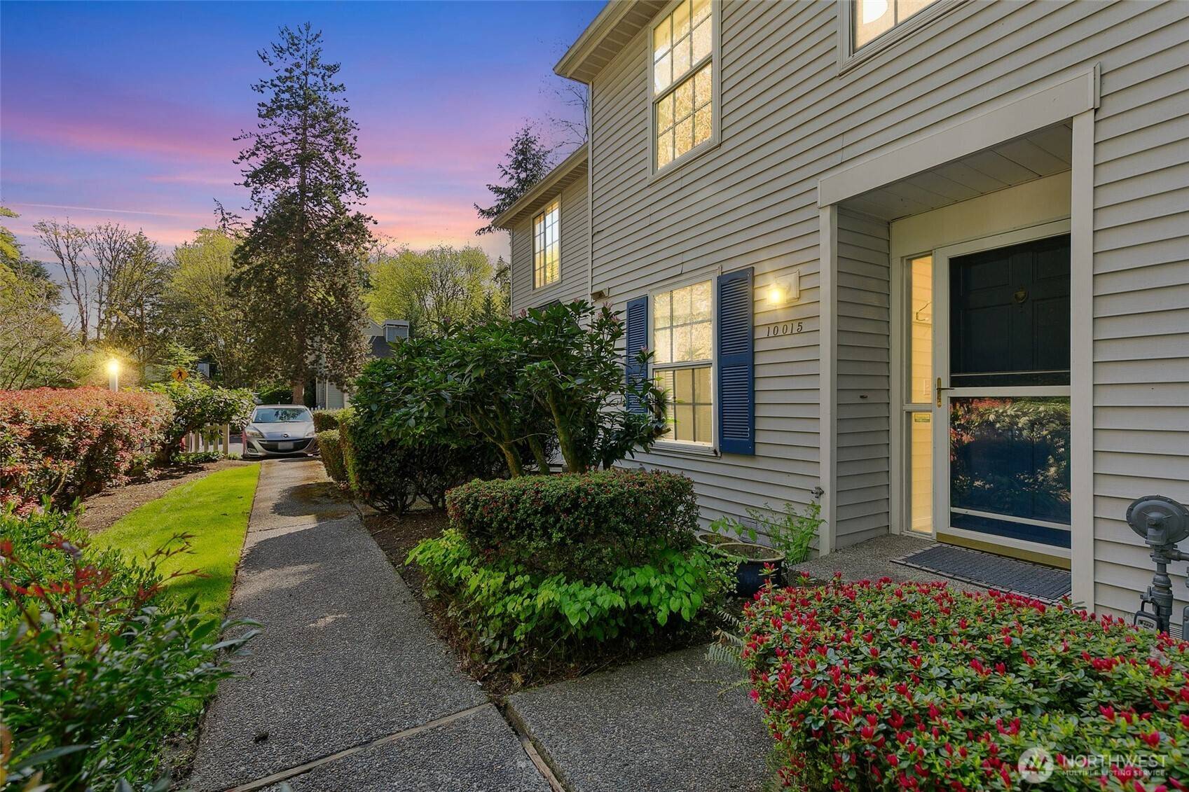 Kirkland, WA 98034,10015 NE 129th PL