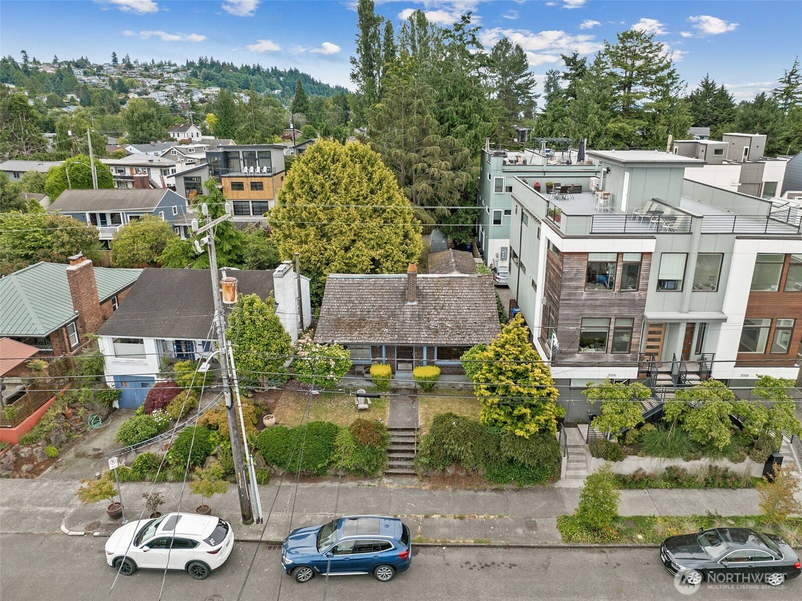 Seattle, WA 98116,3002 Alki AVE SW