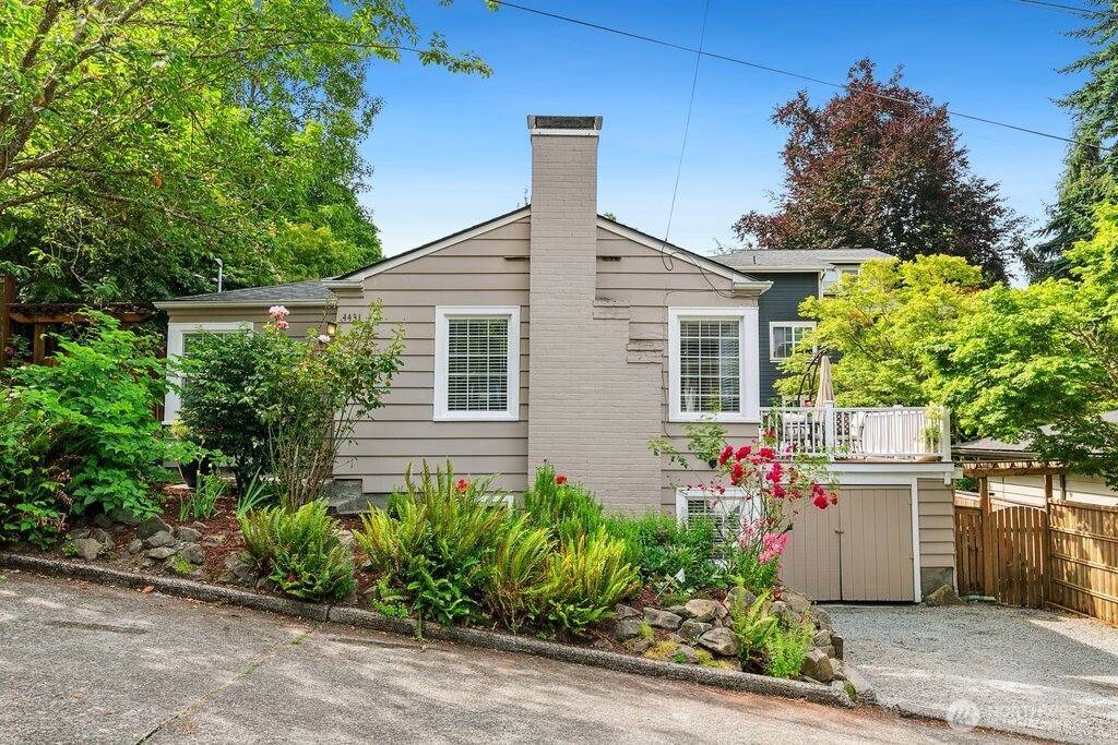 Seattle, WA 98136,4431 SW Kenyon PL