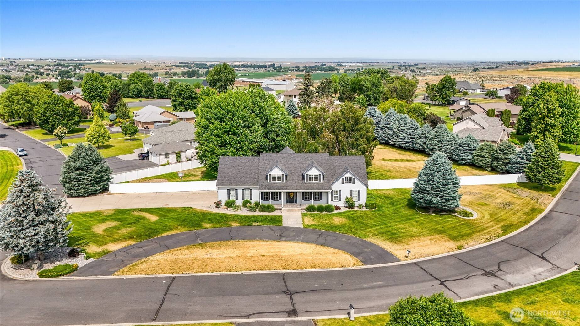 Moses Lake, WA 98837,5476 Lorri LN