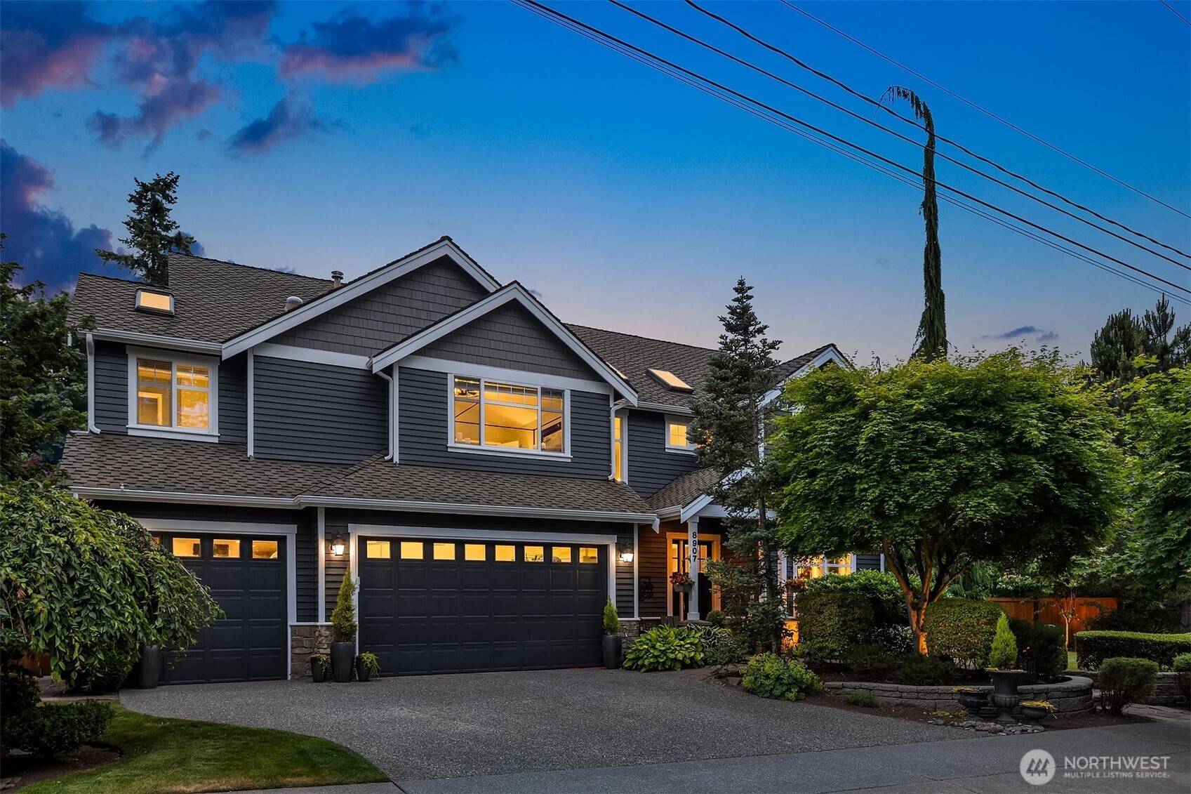 Bothell, WA 98011,8907 NE 152nd PL