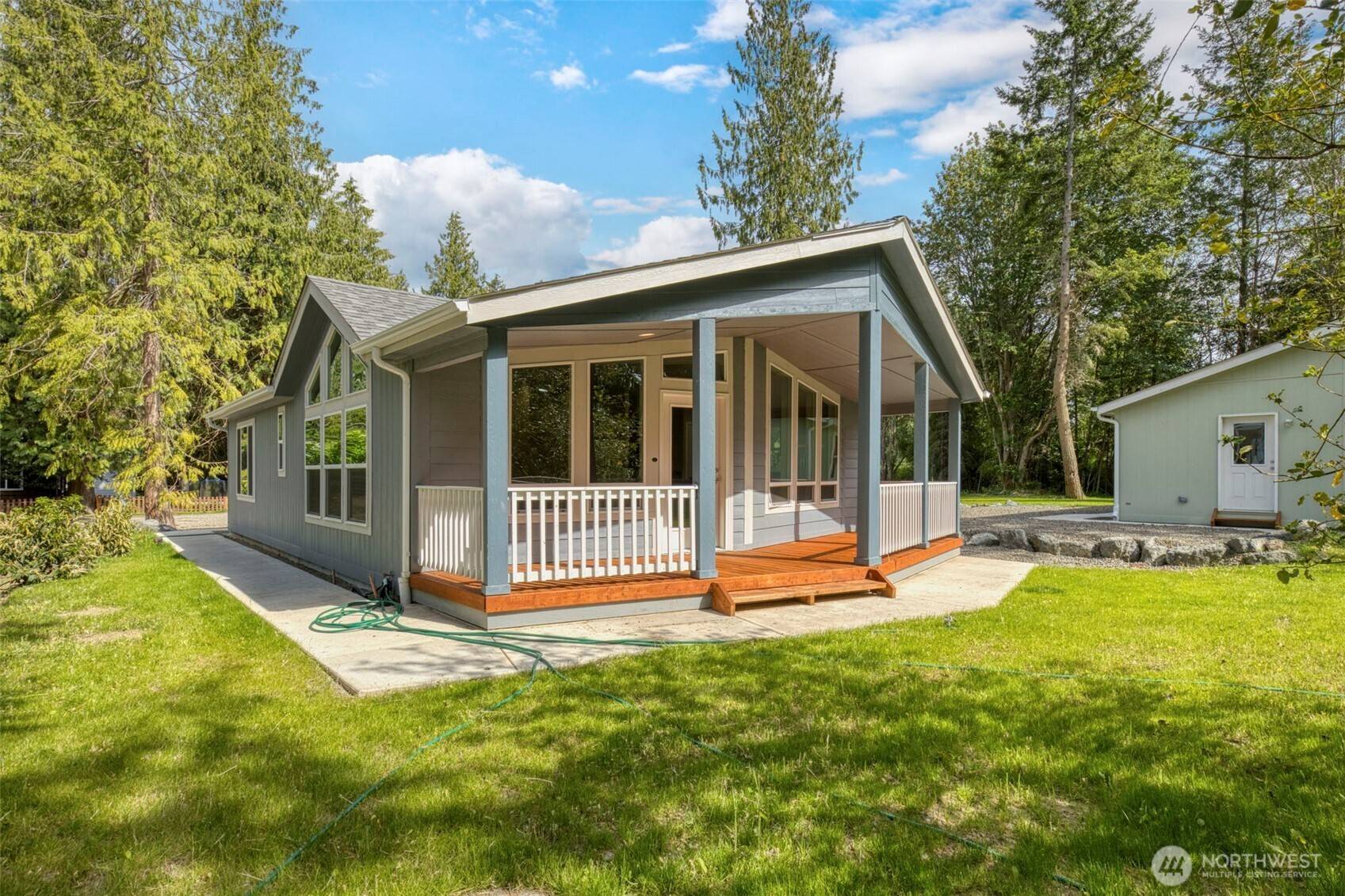 Port Hadlock, WA 98339,10 Loretta LN