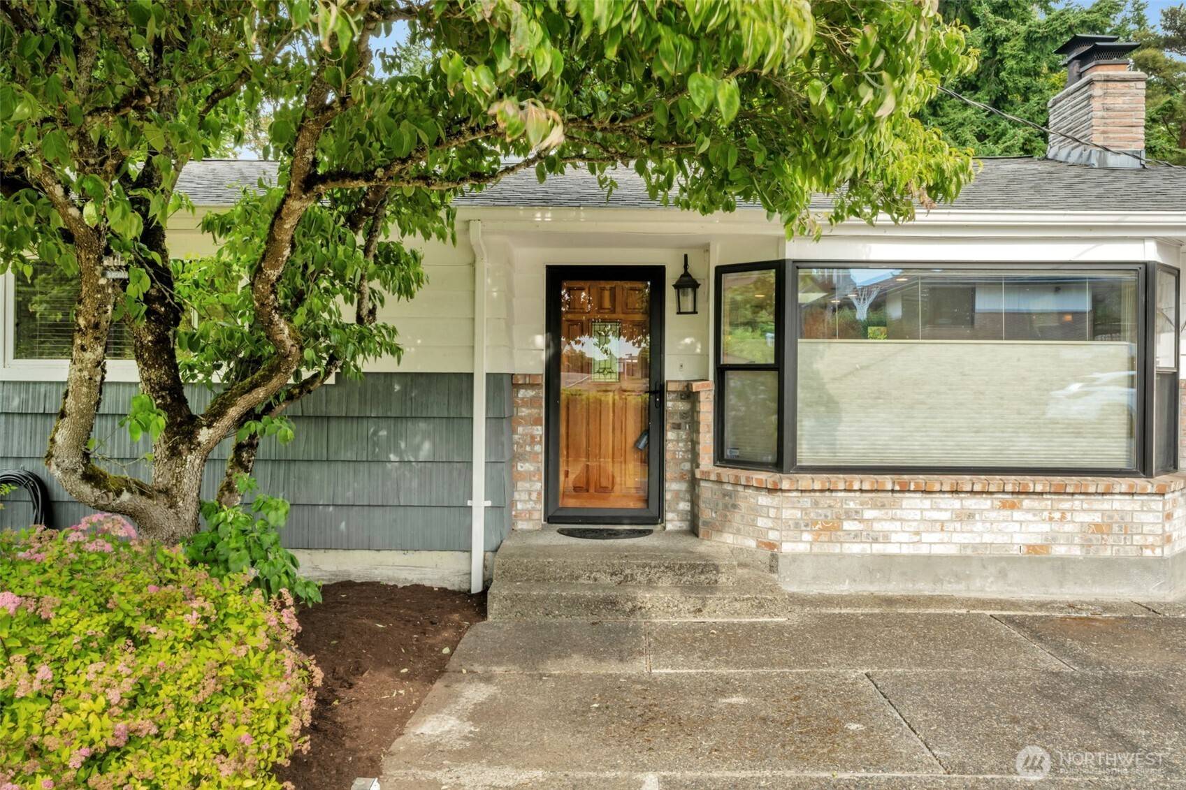 Burien, WA 98146,13102 16th Ave Sw