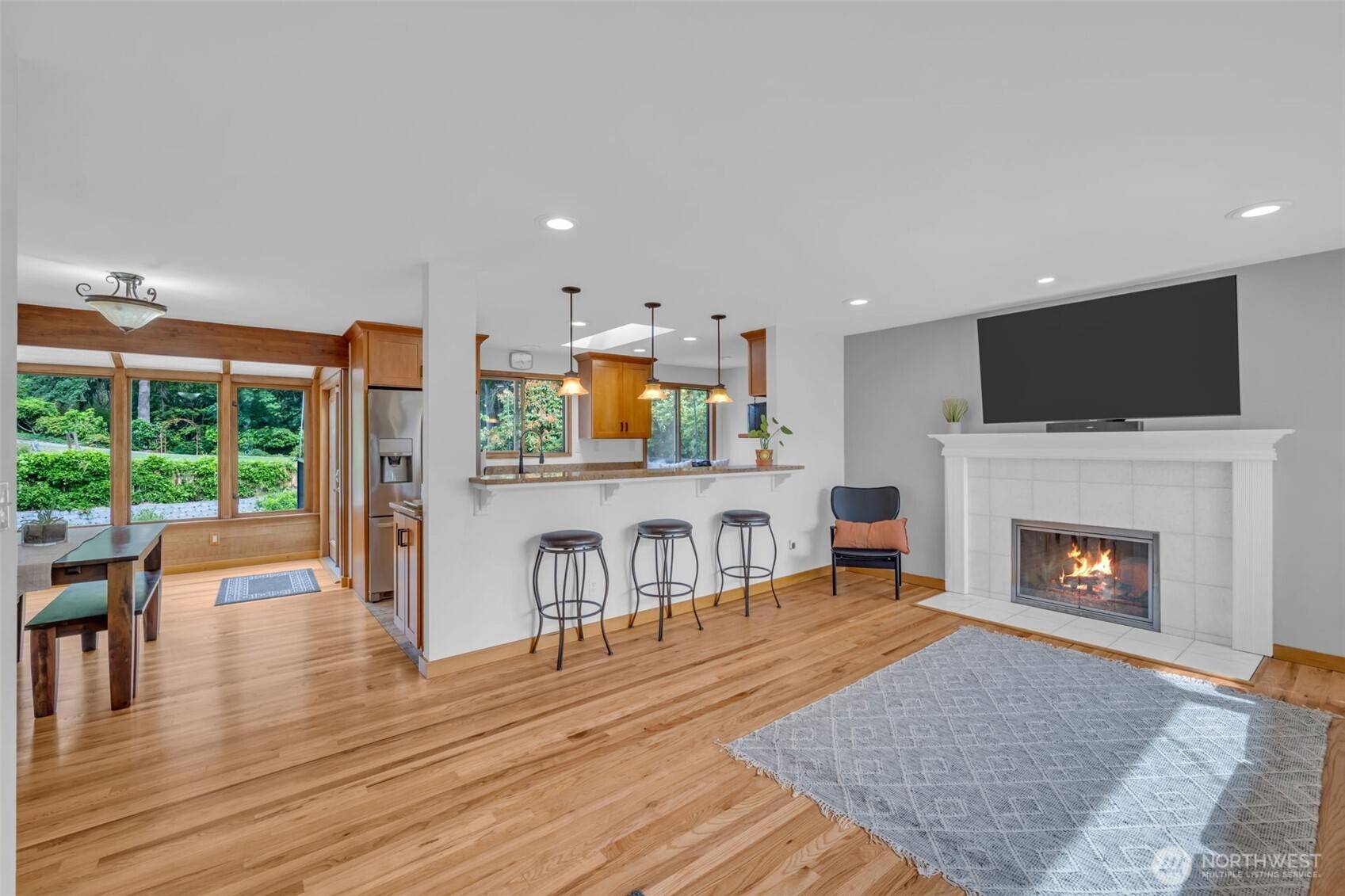 Burien, WA 98146,13102 16th Ave Sw