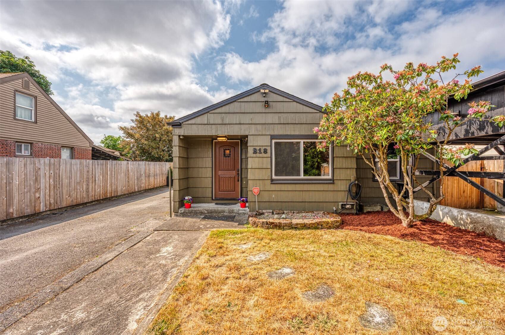 Tacoma, WA 98444,218 125th ST S