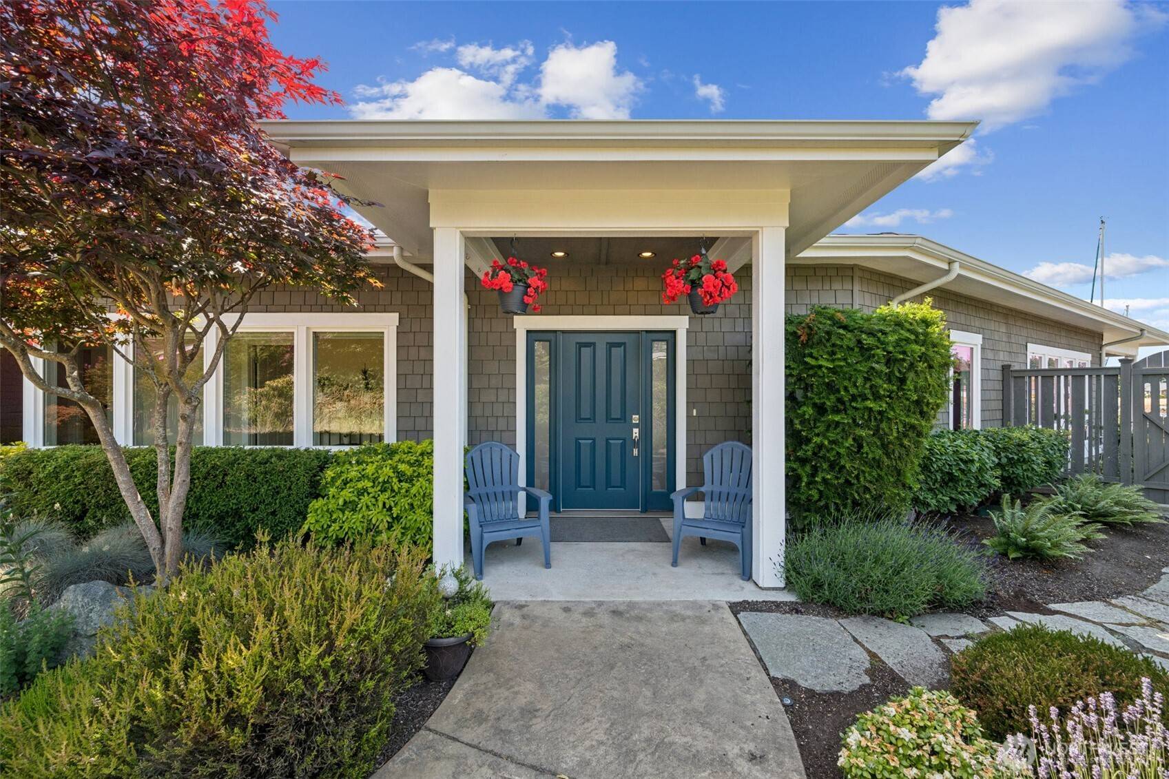 Anacortes, WA 98221,2204 Dover DR