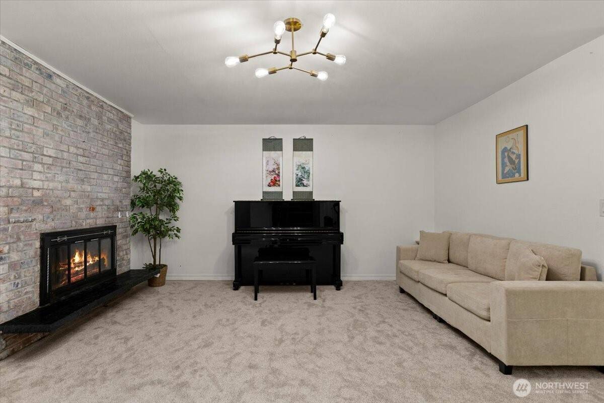 Renton, WA 98059,18020 SE 146th ST