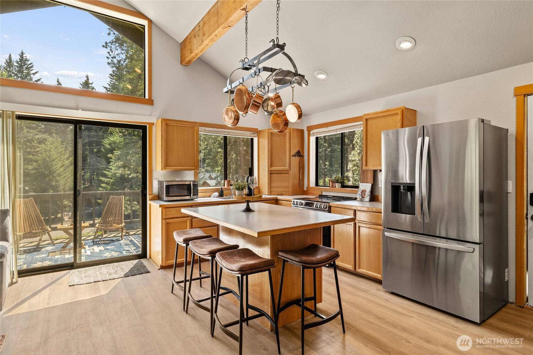 Ronald, WA 98940,261 S Lake Cabins RD