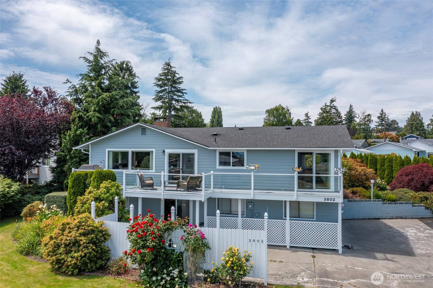Anacortes, WA 98221,3802 N AVE