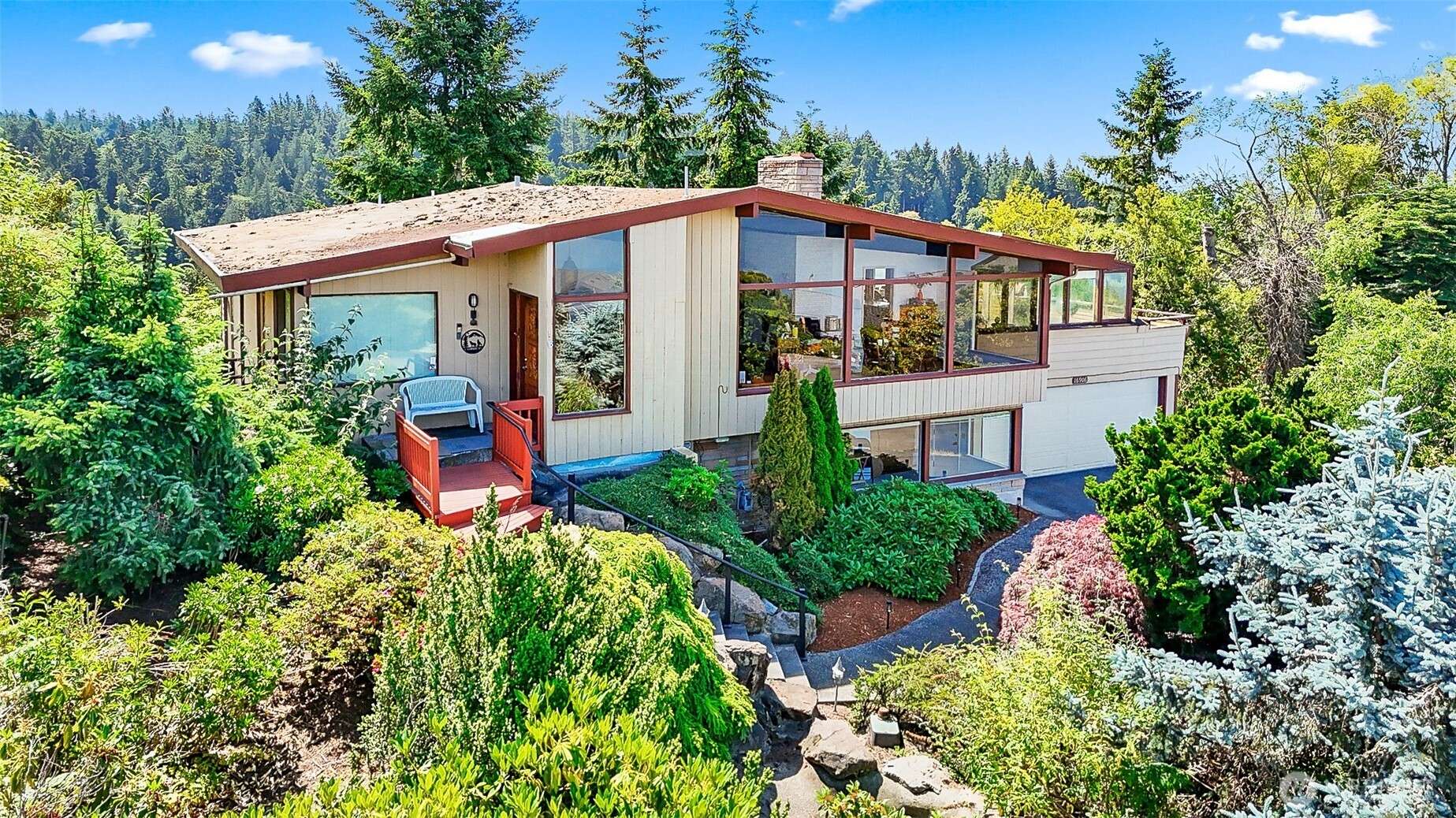 Shoreline, WA 98177,16906 13th AVE NW