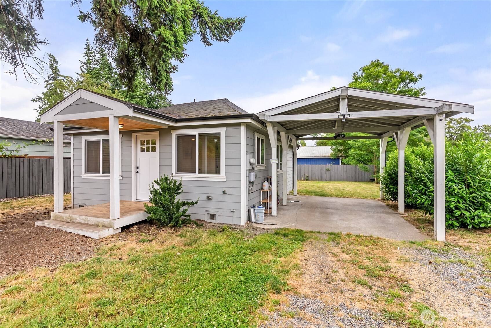 Tacoma, WA 98404,1902 72nd ST E