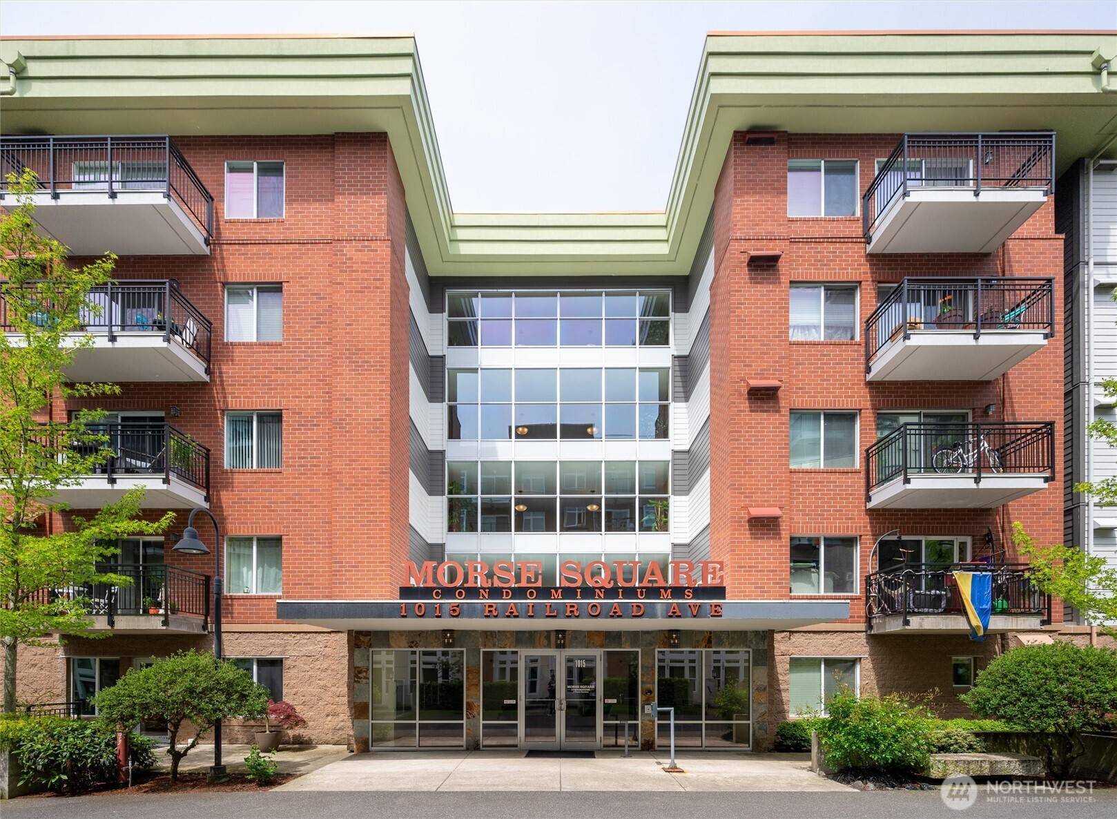 Bellingham, WA 98225,1015 Railroad AVE #518