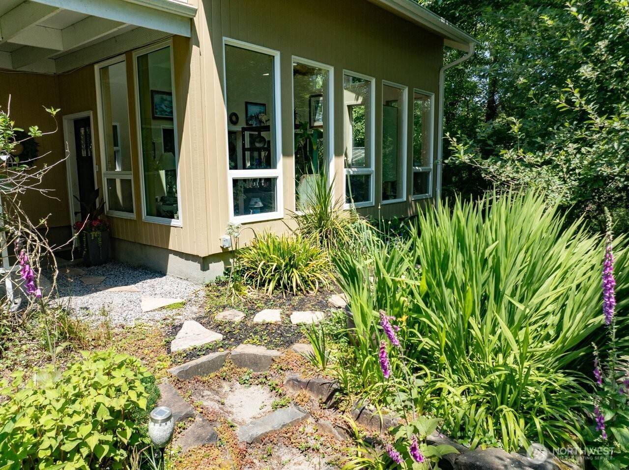 Ocean Park, WA 98640,33704 J PL