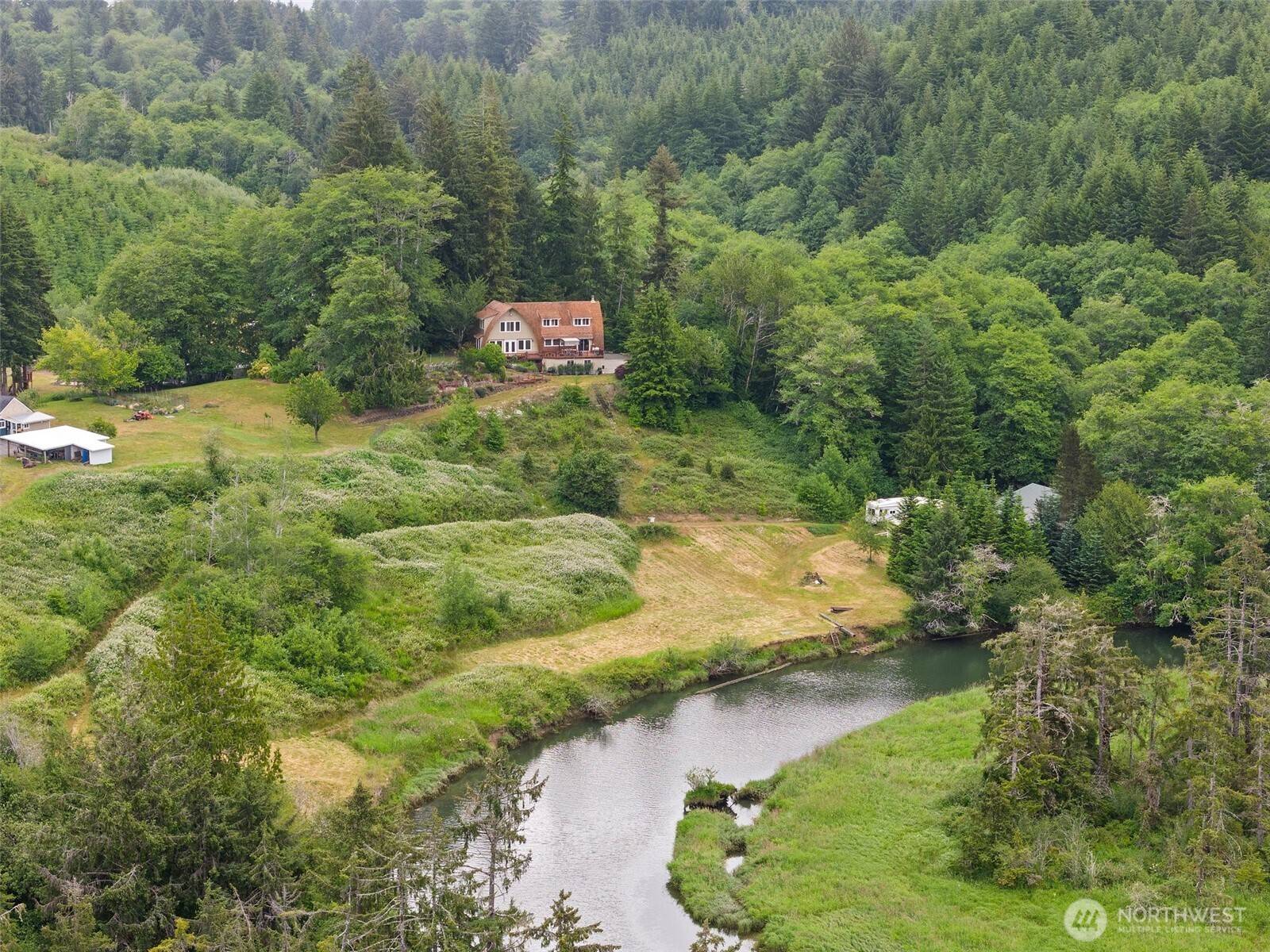 Raymond, WA 98577,1508 Bloomhardt RD