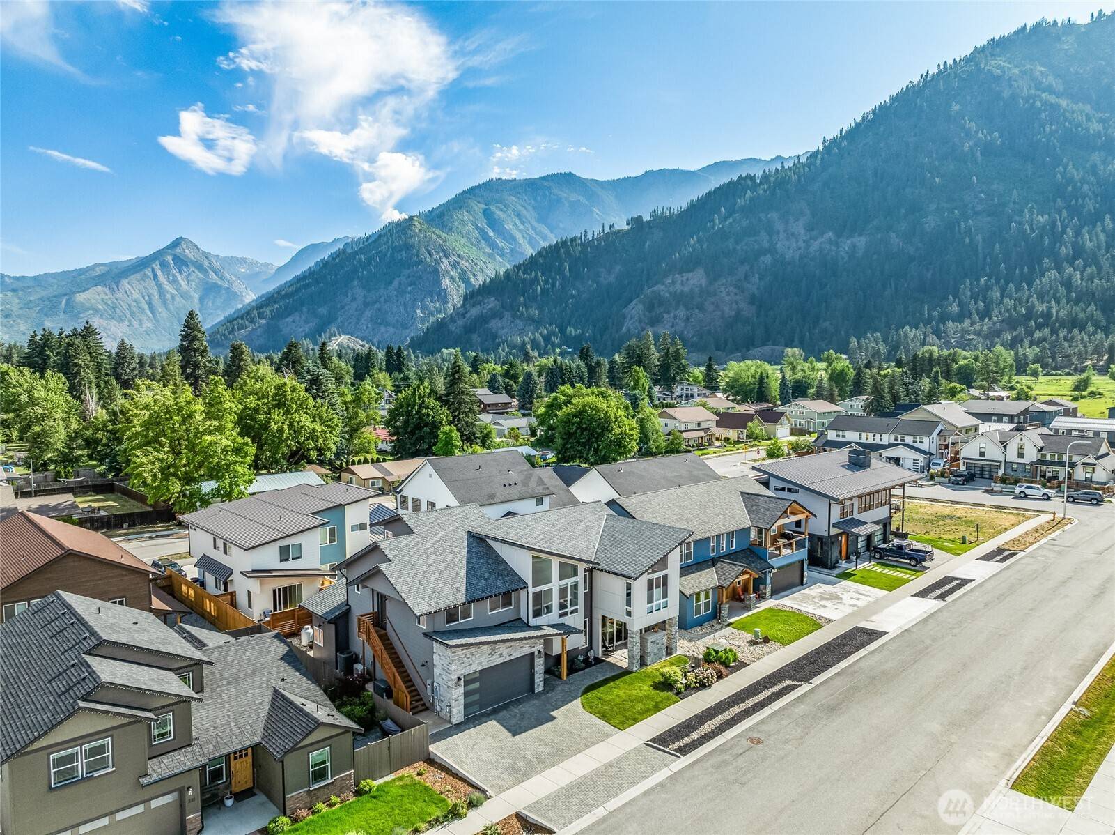 Leavenworth, WA 98826,225 Pinegrass St