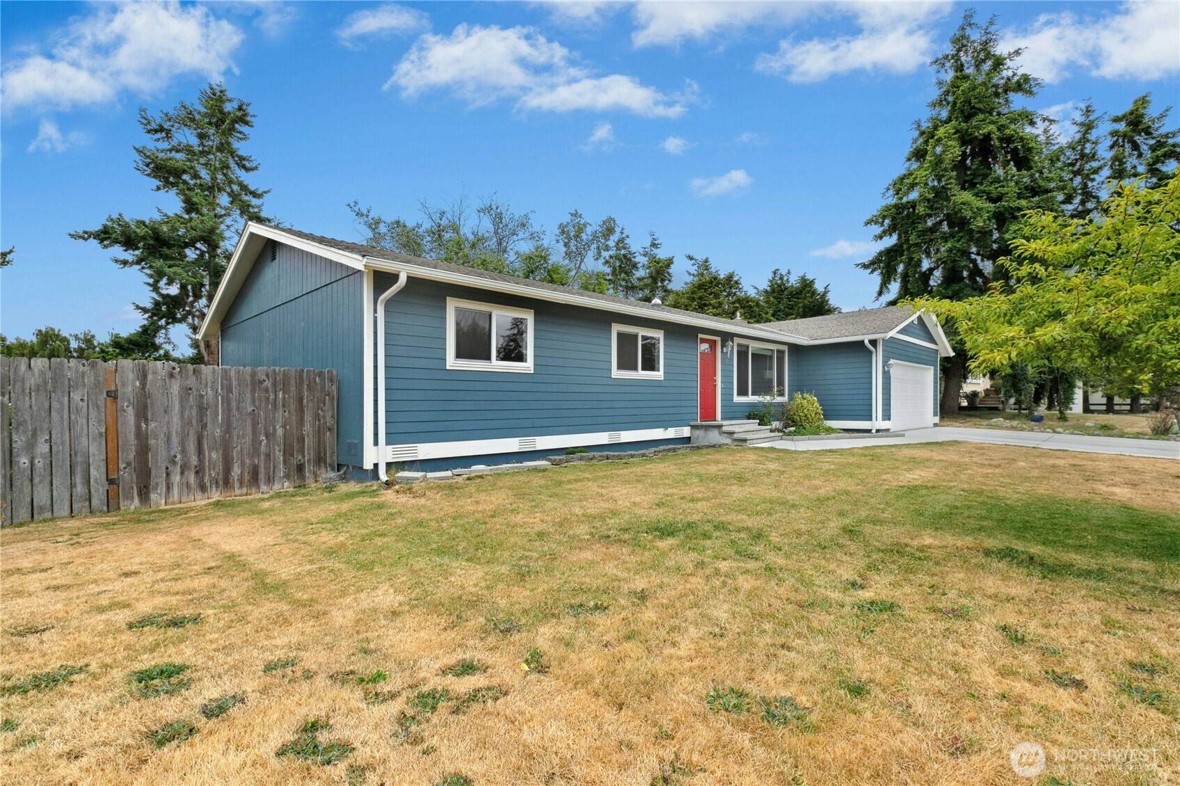 Oak Harbor, WA 98277,889 SW Kingma CT