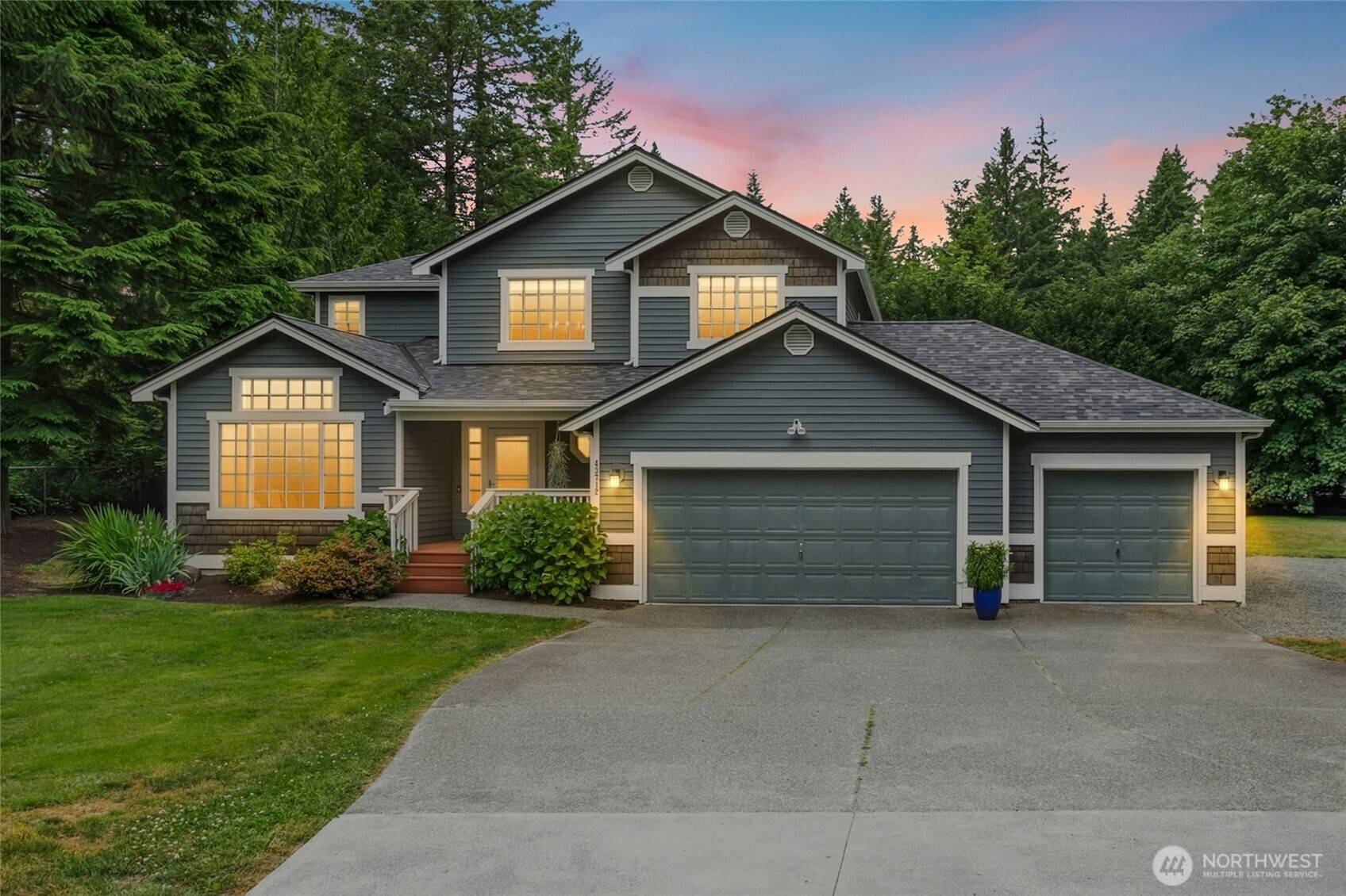 North Bend, WA 98045,43712 SE 168th ST