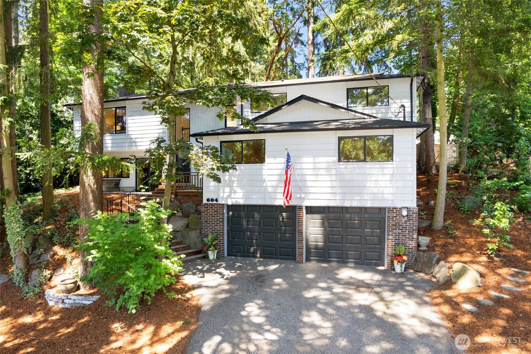 Shoreline, WA 98133,604 N 178th ST