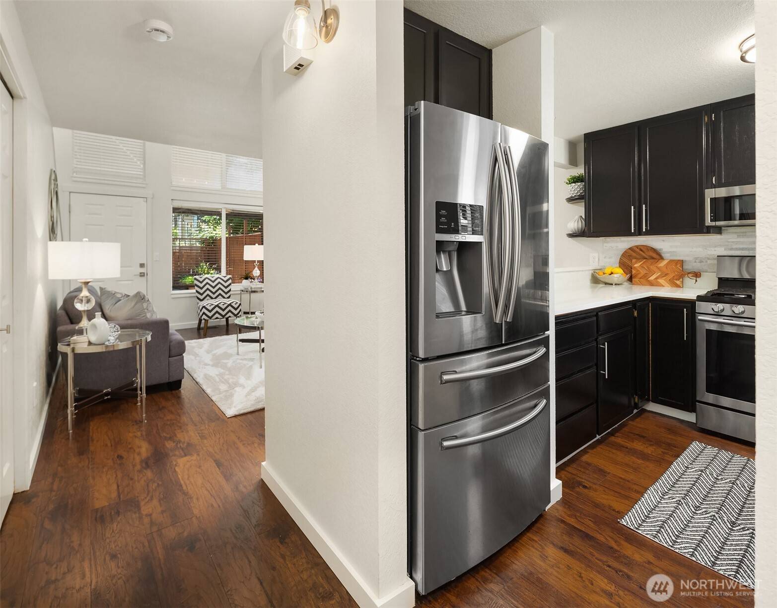Kirkland, WA 98033,11807 NE 105TH CT
