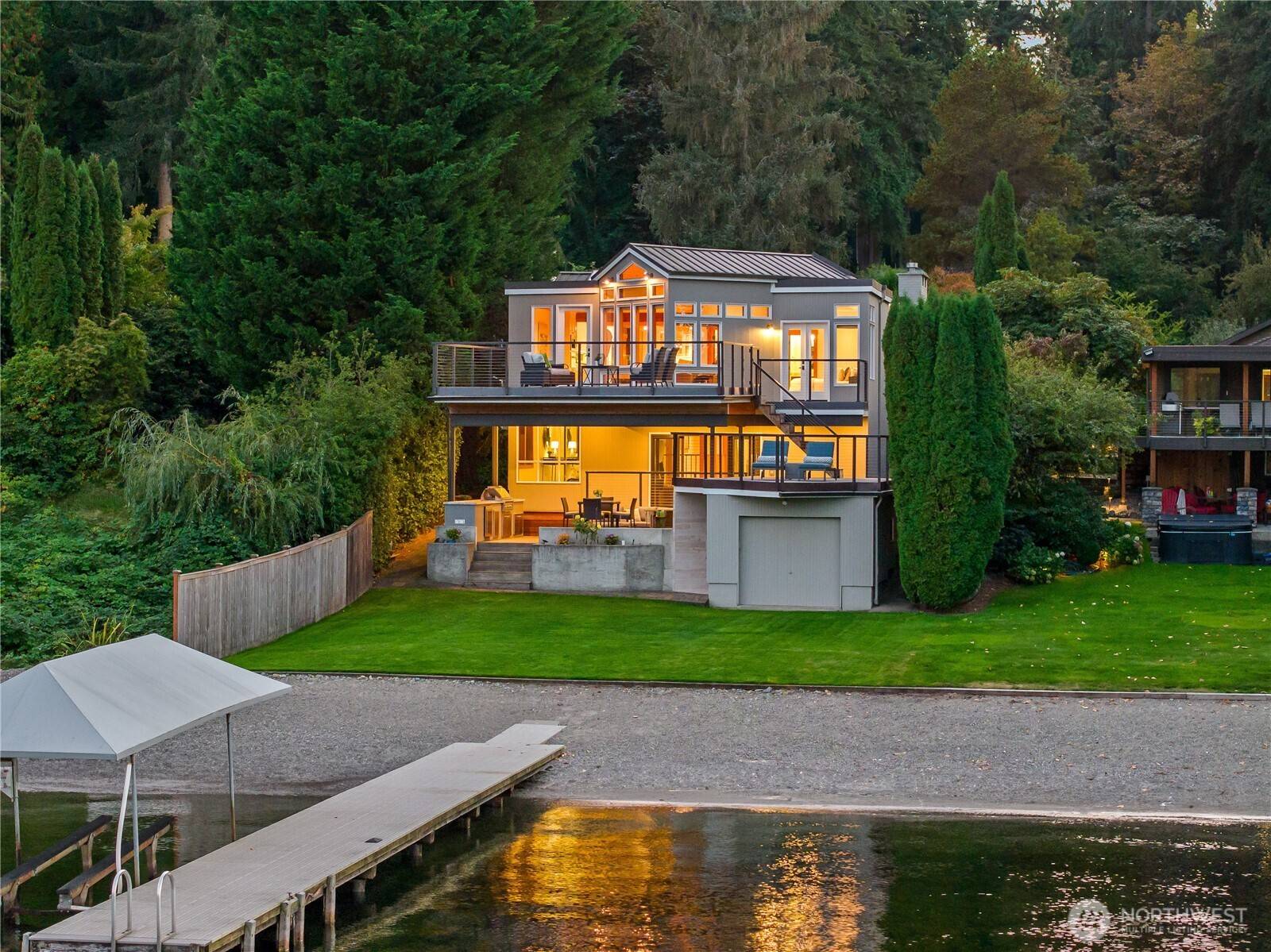 Redmond, WA 98052,2624 W Lake Sammamish Pkwy NE