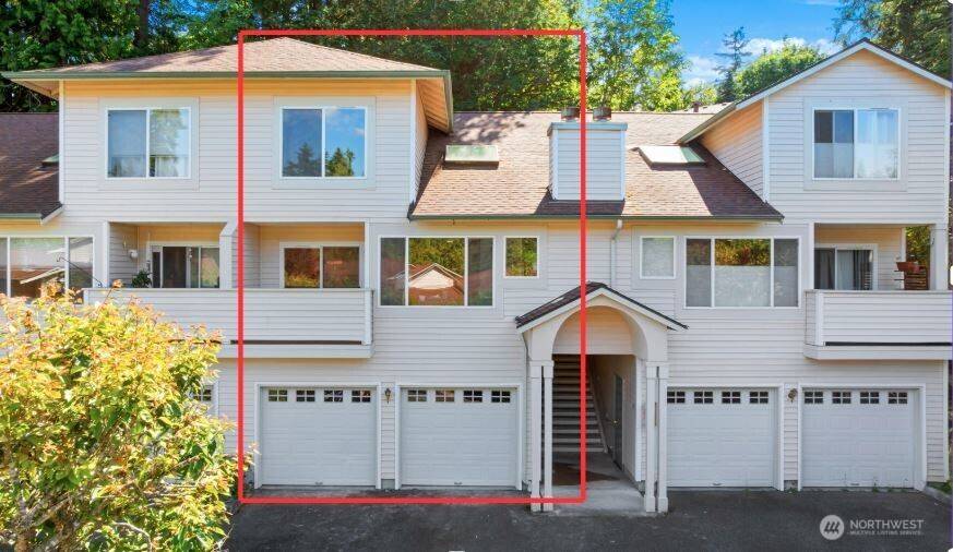 Edmonds, WA 98026,8828 238th ST SW #D5