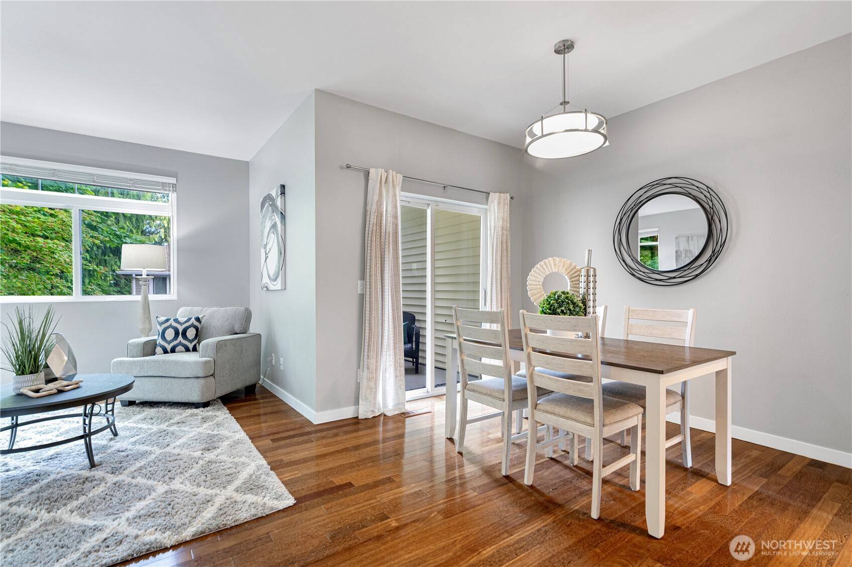 Bellevue, WA 98006,6707 SE Cougar Mountain Way #2