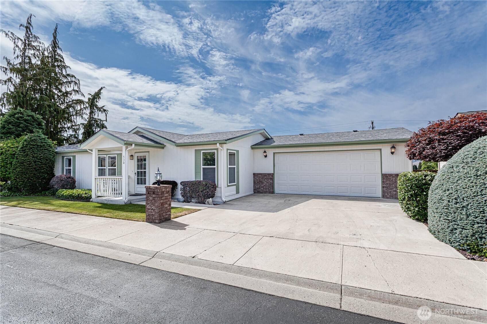 East Wenatchee, WA 98802,530 Sunday DR