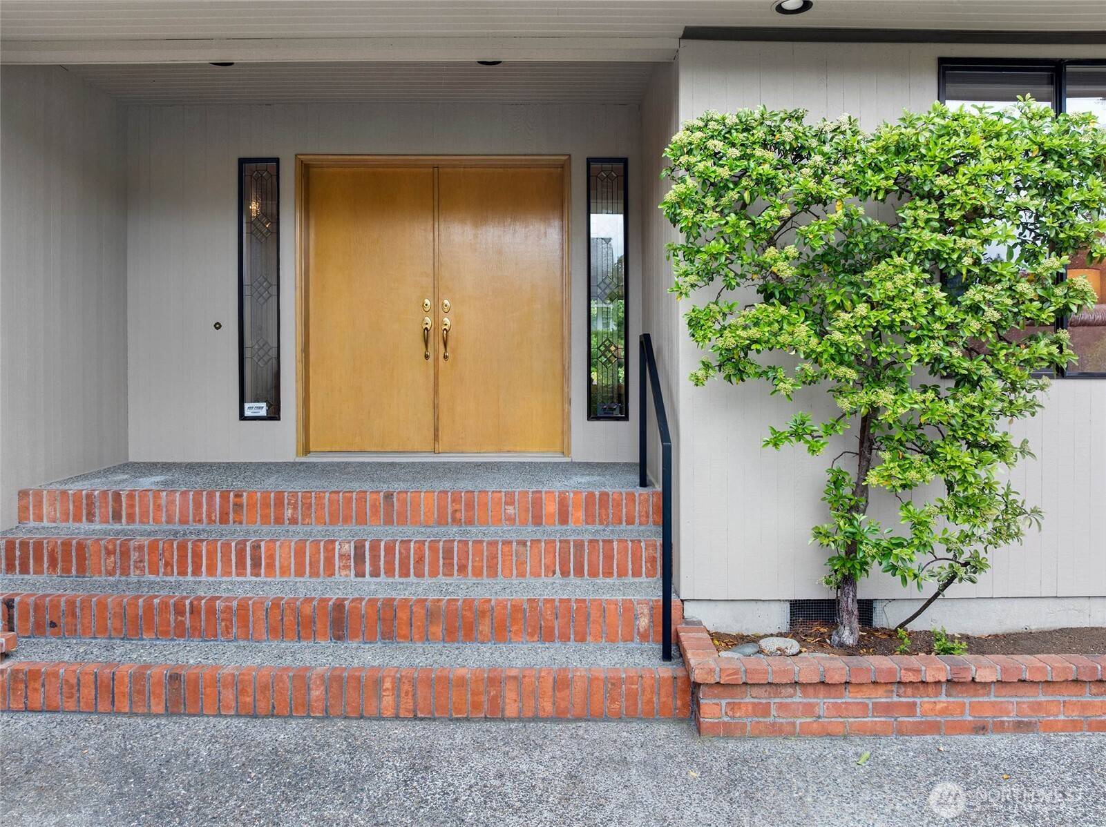 Seattle, WA 98177,12229 12th AVE NW