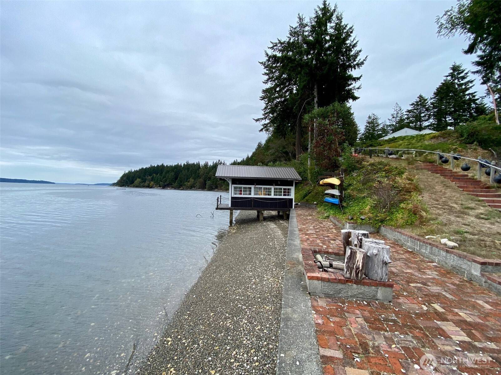 Olympia, WA 98516,7201 Kellogg DR NE